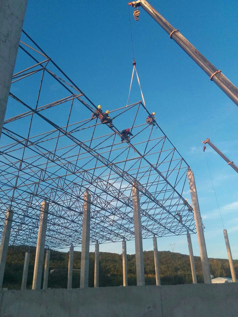 雅安汪清物流园网架